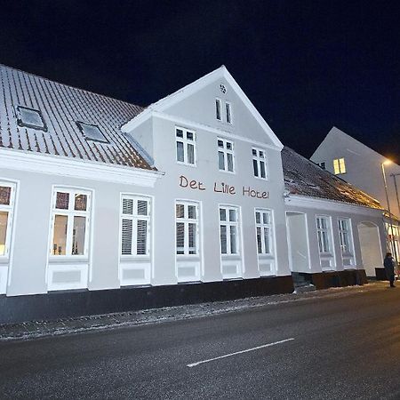 Det Lille Hotel Rønne Esterno foto