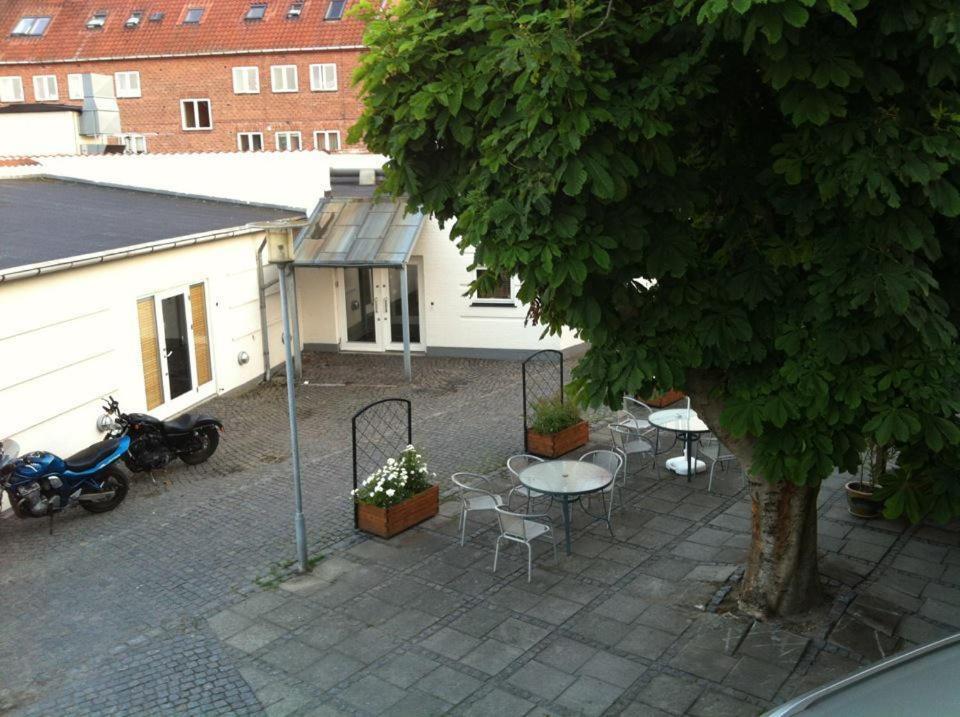 Det Lille Hotel Rønne Esterno foto