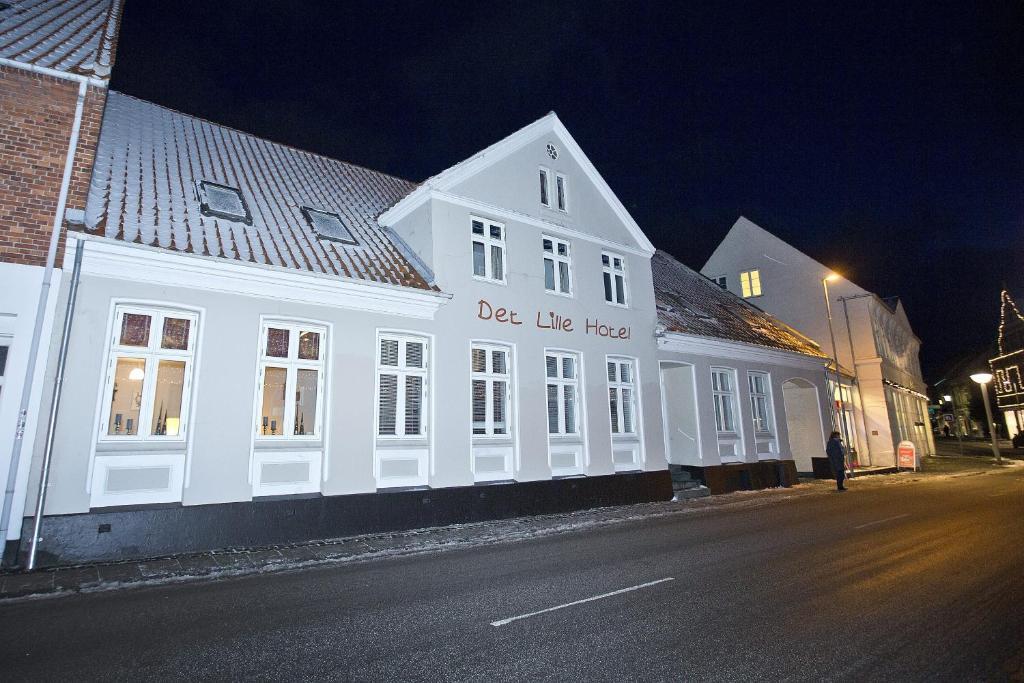 Det Lille Hotel Rønne Esterno foto